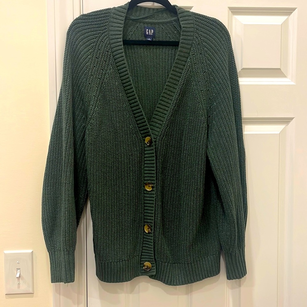 Women’s Gap cardigan size L